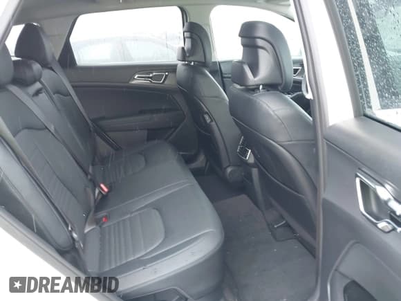 ✅ 2025 Kia Sportage SX-Prestige • VIN: KNDPXCDG3S7176568 • Лот: 41941503. Опубликован ранее на IAAI с пробегом 4 583 миль. Бесплатный доступ к архиву аукционных продаж из США и подробный отчёт об истории автомобиля на DreamBid. Изображение 8.