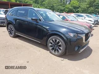 ✅ 2024 Mazda CX-90 S • VIN: JM3KK1HC5R1141474 • Lot: 42562784. Wystawiony na IAAI z przebiegiem 33 697 mil. Bezpłatny archiwum sprzedaży aukcyjnych z USA i szczegółowy raport historii pojazdu na DreamBid. Zdjęcie 1.