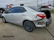 ✅ 2019 Toyota Corolla LE • VIN: 5YFBURHE1KP898277 • Лот: 93642235. Опубликован ранее на Copart с пробегом 66 894 миль. Бесплатный доступ к архиву аукционных продаж из США и подробный отчёт об истории автомобиля на DreamBid. Изображение 2.