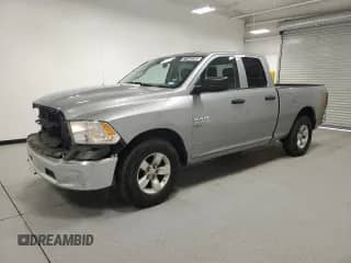 2024 Ram 1500 SLT z VIN 1C6RR6GG2RS122581, wystawiony jako Copart lot #71642285 z przebiegiem 43 564 mil mil oraz Czysty tytuł • Clean title. Historia ofert i sprzedaży dostępna na DreamBid. Obrazek 1.