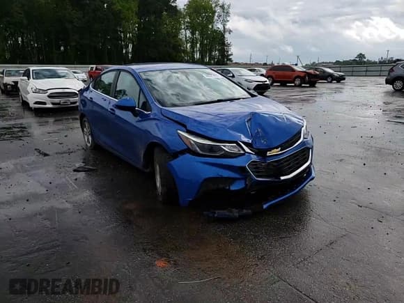 ✅ 2017 Chevrolet Cruze LT • VIN: 1G1BE5SM2H7147682 • Lot: 48377893. Listed on Copart with 63,423 mi. Free auction sales archive from the USA and detailed vehicle history report at DreamBid. Image 11.