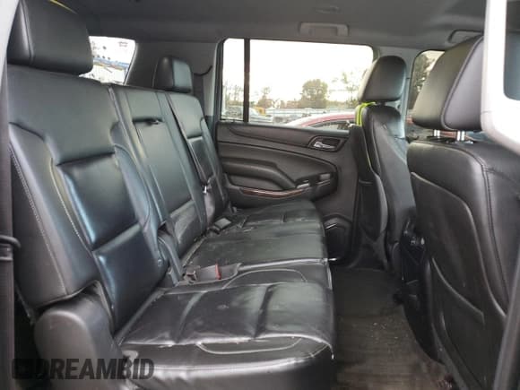 ✅ 2015 Chevrolet Suburban LT • VIN: 1GNSKJKC2FR147965 • Lot: 90535785. Wystawiony na Copart z przebiegiem 148 802 mil. Bezpłatny archiwum sprzedaży aukcyjnych z USA i szczegółowy raport historii pojazdu na DreamBid. Zdjęcie 11.