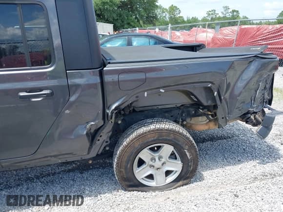 ✅ 2022 Jeep Gladiator Texas Trail • VIN: 1C6HJTAG8NL113611 • Лот: 42606904. Опубликован ранее на IAAI с пробегом 50 819 миль. Бесплатный доступ к архиву аукционных продаж из США и подробный отчёт об истории автомобиля на DreamBid. Изображение 6.