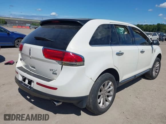 ✅ 2012 Lincoln MKX • VIN: 2LMDJ8JK4CBL07025 • Lot: 43119455. Listed on IAAI with 192,265 mi. Free auction sales archive from the USA and detailed vehicle history report at DreamBid. Image 4.