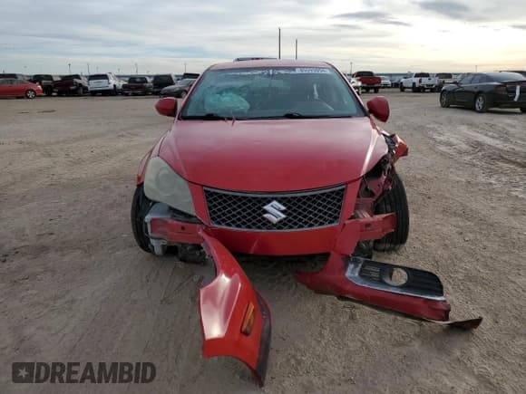 ✅ 2012 Suzuki Kizashi GTS Sport • VIN: JS2RE9A6XC6100064 • Лот: 85593094. Опубликован ранее на Copart с пробегом Не указан. Бесплатный доступ к архиву аукционных продаж из США и подробный отчёт об истории автомобиля на DreamBid. Изображение 5.