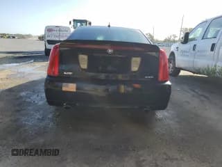 ✅ 2008 Cadillac STS-V • VIN: 1G6DX67D180124950 • Lot: 80138564. Wystawiony na Copart z przebiegiem Nie podano. Bezpłatny archiwum sprzedaży aukcyjnych z USA i szczegółowy raport historii pojazdu na DreamBid. Zdjęcie 6.
