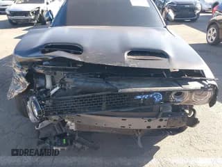 ✅ 2016 Dodge Challenger SRT Hellcat • VIN: 2C3CDZC93GH270902 • Lot: 43863546. Listed on IAAI with 33,410 mi. Free auction sales archive from the USA and detailed vehicle history report at DreamBid. Image 6.