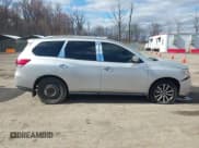 ✅ 2014 Nissan Pathfinder SV • VIN: 5N1AR2MM7EC706970 • Lot: 41815736. Listed on IAAI with 163,746 mi. Free auction sales archive from the USA and detailed vehicle history report at DreamBid. Image 12.