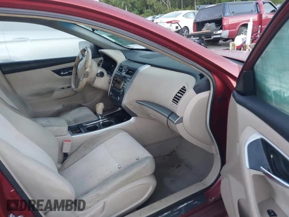 ✅ 2013 Nissan Altima SV • VIN: 1N4AL3AP9DC265552 • Лот: 43583552. Опубликован ранее на IAAI с пробегом 154 501 миль. Бесплатный доступ к архиву аукционных продаж из США и подробный отчёт об истории автомобиля на DreamBid. Изображение 5.