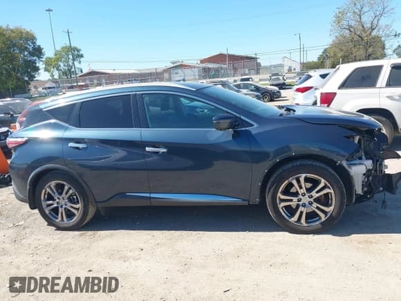 ✅ 2016 Nissan Murano Platinum • VIN: 5N1AZ2MHXGN144895 • Lot: 43415310. Wystawiony na IAAI z przebiegiem 105 107 mil. Bezpłatny archiwum sprzedaży aukcyjnych z USA i szczegółowy raport historii pojazdu na DreamBid. Zdjęcie 13.