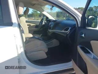 ✅ 2015 Dodge Journey SXT • VIN: 3C4PDCBG5FT637184 • Лот: 43471933. Опубликован ранее на IAAI с пробегом 199 483 миль. Бесплатный доступ к архиву аукционных продаж из США и подробный отчёт об истории автомобиля на DreamBid. Изображение 5.