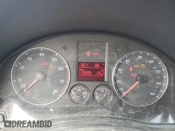 ✅ 2009 Volkswagen Jetta SE • VIN: 3VWRZ71K29M099711 • Lot: 54612375. Listed on Copart with 115,899 mi. Free auction sales archive from the USA and detailed vehicle history report at DreamBid. Image 9.