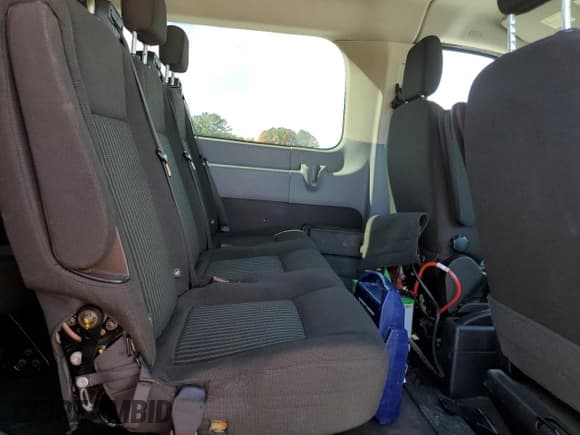 ✅ 2016 Ford Transit XLT • VIN: 1FBZX2ZM9GKB03294 • Lot: 85669955. Wystawiony na Copart z przebiegiem 113 124 mil. Bezpłatny archiwum sprzedaży aukcyjnych z USA i szczegółowy raport historii pojazdu na DreamBid. Zdjęcie 11.