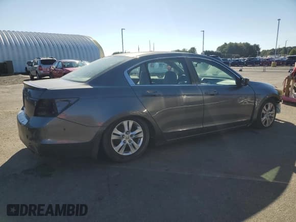 ✅ 2008 Honda Accord LX-P • VIN: 1HGCP26428A145918 • Lot: 69980525. Wystawiony na Copart z przebiegiem 162 311 mil. Bezpłatny archiwum sprzedaży aukcyjnych z USA i szczegółowy raport historii pojazdu na DreamBid. Zdjęcie 3.