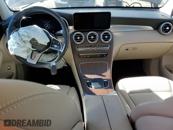 ✅ 2022 Mercedes-Benz GLC 300 • VIN: W1N0G8EB0NG049212 • Lot: 85294695. Listed on Copart with 64,711 mi. Free auction sales archive from the USA and detailed vehicle history report at DreamBid. Image 8.
