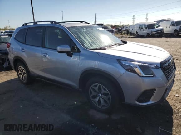 ✅ 2023 Subaru Forester Premium • VIN: JF2SKADC4PH487634 • Lot: 82295885. Listed on Copart with 20,840 mi. Free auction sales archive from the USA and detailed vehicle history report at DreamBid. Image 4.
