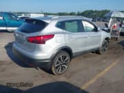 ✅ 2017 Nissan Rogue SL • VIN: JN1BJ1CPXHW027917 • Лот: 42709015. Опубликован ранее на IAAI с пробегом 134 287 миль. Бесплатный доступ к архиву аукционных продаж из США и подробный отчёт об истории автомобиля на DreamBid. Изображение 4.