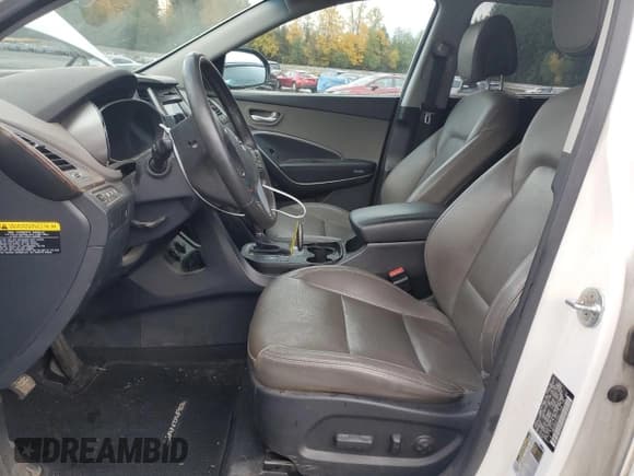 ✅ 2017 Hyundai Santa Fe SE • VIN: KM8SNDHF5HU217490 • Лот: 91423655. Опубликован ранее на Copart с пробегом 126 511 миль. Бесплатный доступ к архиву аукционных продаж из США и подробный отчёт об истории автомобиля на DreamBid. Изображение 7.