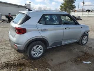 ✅ 2020 Hyundai Venue Denim • VIN: KMHRC8A33LU018040 • Lot: 44213705. Listed on Copart with 77,196 mi. Free auction sales archive from the USA and detailed vehicle history report at DreamBid. Image 3.