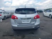 ✅ 2011 Nissan Rogue S • VIN: JN8AS5MTXBW570284 • Lot: 43172778. Listed on IAAI with 202,259 mi. Free auction sales archive from the USA and detailed vehicle history report at DreamBid. Image 16.