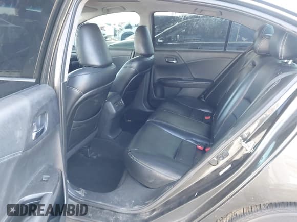 ✅ 2013 Honda Accord EX • VIN: 1HGCR2F76DA200482 • Lot: 42526431. Listed on IAAI with 164,031 mi. Free auction sales archive from the USA and detailed vehicle history report at DreamBid. Image 8.