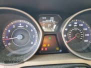 ✅ 2013 Hyundai Elantra GLS • VIN: 5NPDH4AE2DH234757 • Lot: 52202825. Listed on Copart with 203,346 mi. Free auction sales archive from the USA and detailed vehicle history report at DreamBid. Image 9.