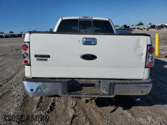 ✅ 2005 Ford F-150 XLT • VIN: 1FTPW12585KE79291 • Lot: 91085225. Wystawiony na Copart z przebiegiem Nie podano. Bezpłatny archiwum sprzedaży aukcyjnych z USA i szczegółowy raport historii pojazdu na DreamBid. Zdjęcie 6.