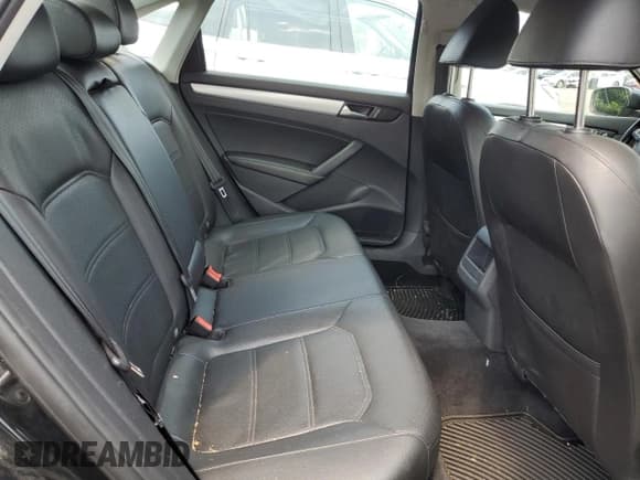 ✅ 2012 Volkswagen Passat SE • VIN: 1VWBP7A34CC107932 • Lot: 66758165. Listed on Copart with 232,718 mi. Free auction sales archive from the USA and detailed vehicle history report at DreamBid. Image 10.