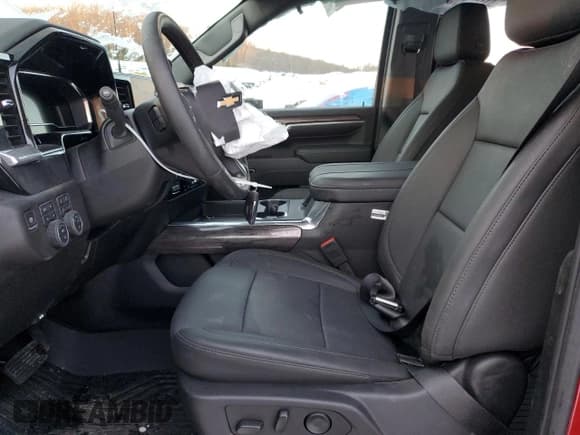 ✅ 2025 Chevrolet Silverado 2500HD • VIN: 1GC4KPE72SF101972 • Lot: 83872184. Listed on Copart with 1,973 mi. Free auction sales archive from the USA and detailed vehicle history report at DreamBid. Image 7.