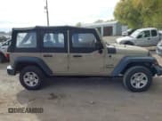 ✅ 2017 Jeep Wrangler Unlimited Sport • VIN: 1C4BJWDG8HL735996 • Lot: 43560337. Wystawiony na IAAI z przebiegiem 100 384 mil. Bezpłatny archiwum sprzedaży aukcyjnych z USA i szczegółowy raport historii pojazdu na DreamBid. Zdjęcie 13.