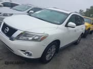 ✅ 2015 Nissan Pathfinder Platinum • VIN: 5N1AR2MN2FC653878 • Lot: 43758939. Listed on IAAI with 109,573 mi. Free auction sales archive from the USA and detailed vehicle history report at DreamBid. Image 2.