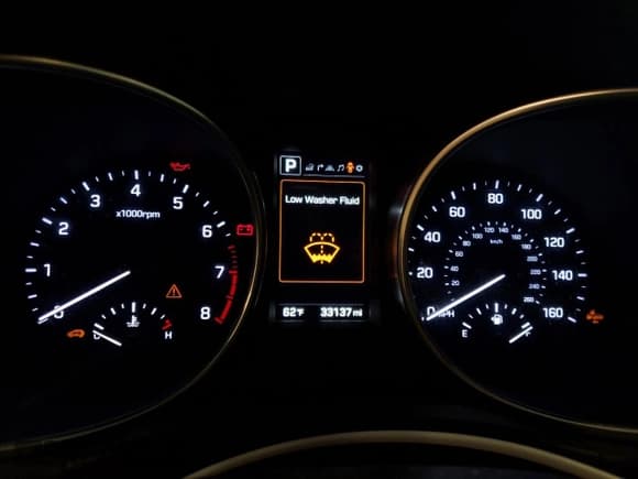 ✅ 2018 Hyundai Santa Fe Ultimate • VIN: 5XYZWDLA4JG554817 • Lot: 59900594. Listed on Copart with 33,137 mi. Free auction sales archive from the USA and detailed vehicle history report at DreamBid. Image 9.