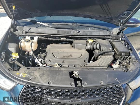 ✅ 2023 Chrysler Pacifica Touring L • VIN: 2C4RC3BG9PR528226 • Лот: 92503995. Опубликован ранее на Copart с пробегом 31 061 миль. Бесплатный доступ к архиву аукционных продаж из США и подробный отчёт об истории автомобиля на DreamBid. Изображение 12.