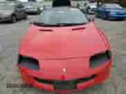 1994 Chevrolet Camaro Z28 z VIN 2G1FP22P6R2111426, wystawiony jako Copart lot #71309704 z przebiegiem 187 063 mil mil oraz Szkoda całkowita • Salvage title. Historia ofert i sprzedaży dostępna na DreamBid. Obrazek 5.