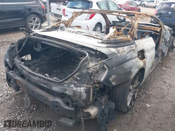 ✅ 2013 BMW 6 Series 650i • VIN: WBAYP9C52DDW21200 • Лот: 41082152. Опубликован ранее на IAAI с пробегом Не указан. Бесплатный доступ к архиву аукционных продаж из США и подробный отчёт об истории автомобиля на DreamBid. Изображение 4.