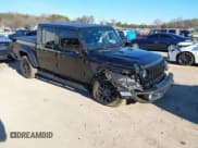 ✅ 2023 Jeep Gladiator Freedom • VIN: 1C6JJTAG3PL518294 • Lot: 41165125. Wystawiony na IAAI z przebiegiem 19 082 mil. Bezpłatny archiwum sprzedaży aukcyjnych z USA i szczegółowy raport historii pojazdu na DreamBid. Zdjęcie 1.