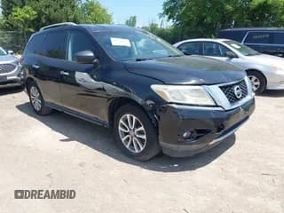 ✅ 2016 Nissan Pathfinder SL • VIN: 5N1AR2MN9GC637369 • Lot: 42624848. Wystawiony na IAAI z przebiegiem 189 098 mil. Bezpłatny archiwum sprzedaży aukcyjnych z USA i szczegółowy raport historii pojazdu na DreamBid. Zdjęcie 1.