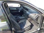 ✅ 2013 Mercedes-Benz C 250 Sport • VIN: WDDGF4HB3DA757393 • Lot: 43073143. Wystawiony na IAAI z przebiegiem 129 429 mil. Bezpłatny archiwum sprzedaży aukcyjnych z USA i szczegółowy raport historii pojazdu na DreamBid. Zdjęcie 5.