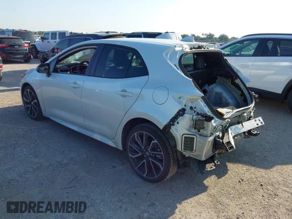 ✅ 2022 Toyota Corolla XSE • VIN: JTNC4MBE6N3169202 • Lot: 43193766. Listed on IAAI with 51,988 mi. Free auction sales archive from the USA and detailed vehicle history report at DreamBid. Image 3.