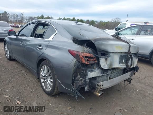 ✅ 2021 Infiniti Q50 Luxe • VIN: JN1EV7BR8MM752929 • Lot: 41907927. Listed on IAAI with 43,263 mi. Free auction sales archive from the USA and detailed vehicle history report at DreamBid. Image 6.