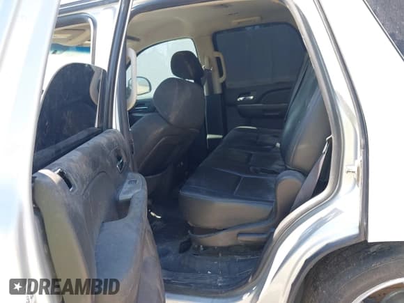 ✅ 2014 Chevrolet Tahoe Commercial • VIN: 1GNLC2E06ER179552 • Lot: 43008501. Listed on IAAI with Not provided. Free auction sales archive from the USA and detailed vehicle history report at DreamBid. Image 8.