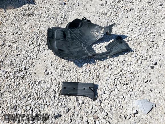 ✅ 2025 Hyundai Tucson Limited • VIN: 5NMJE3DE4SH494380 • Лот: 71786205. Опубликован ранее на Copart с пробегом 4 850 миль. Бесплатный доступ к архиву аукционных продаж из США и подробный отчёт об истории автомобиля на DreamBid. Изображение 13.