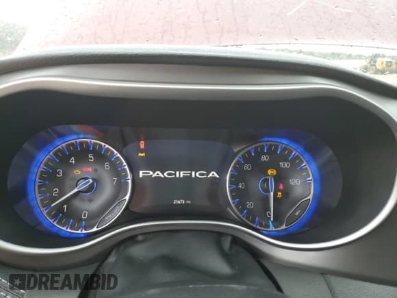 ✅ 2023 Chrysler Pacifica Touring L • VIN: 2C4RC1BG7PR617801 • Lot: 50346075. Listed on Copart with 21,673 mi. Free auction sales archive from the USA and detailed vehicle history report at DreamBid. Image 9.