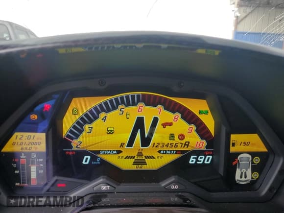 ✅ 2017 Lamborghini Aventador • VIN: ZHWUT3ZD0HLA06241 • Lot: 51730695. Listed on Copart with 13,633 mi. Free auction sales archive from the USA and detailed vehicle history report at DreamBid. Image 9.