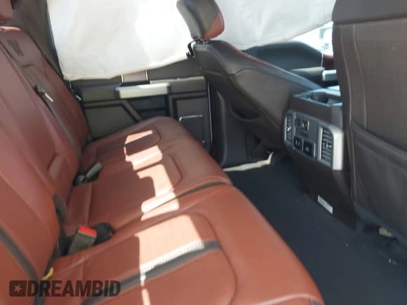 ✅ 2019 Ford F-250 XL • VIN: 1FT7W2BT5KED64632 • Lot: 43182366. Listed on IAAI with 198,038 mi. Free auction sales archive from the USA and detailed vehicle history report at DreamBid. Image 8.