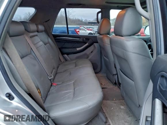 ✅ 2008 Toyota 4Runner Limited • VIN: JTEBU17R98K006401 • Lot: 94450645. Listed on Copart with 211,700 mi. Free auction sales archive from the USA and detailed vehicle history report at DreamBid. Image 11.