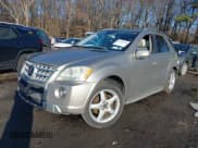 ✅ 2009 Mercedes-Benz M 550 • VIN: 4JGBB72E59A505071 • Лот: 41206658. Опубликован ранее на IAAI с пробегом 108 108 миль. Бесплатный доступ к архиву аукционных продаж из США и подробный отчёт об истории автомобиля на DreamBid. Изображение 17.