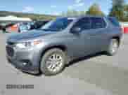 2018 Chevrolet Traverse LS z VIN 1GNEVFKW0JJ196889, wystawiony jako Copart lot #82408665 z przebiegiem 124 944 mil mil oraz Szkoda całkowita • Salvage title. Historia ofert i sprzedaży dostępna na DreamBid. Obrazek 1.