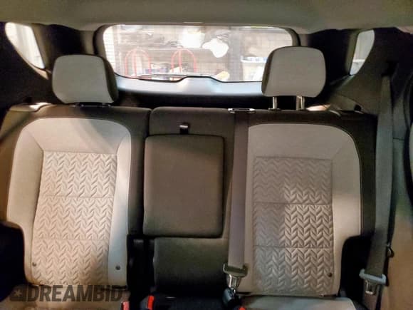 ✅ 2023 Chevrolet Equinox LS • VIN: 3GNAXHEG0PL182520 • Lot: 91026845. Wystawiony na Copart z przebiegiem 31 694 mil. Bezpłatny archiwum sprzedaży aukcyjnych z USA i szczegółowy raport historii pojazdu na DreamBid. Zdjęcie 10.