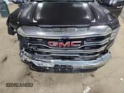✅ 2024 GMC Sierra 1500 SLT • VIN: 3GTUUDEL4RG372532 • Лот: 82303435. Опубликован ранее на Copart с пробегом 12 726 миль. Бесплатный доступ к архиву аукционных продаж из США и подробный отчёт об истории автомобиля на DreamBid. Изображение 11.